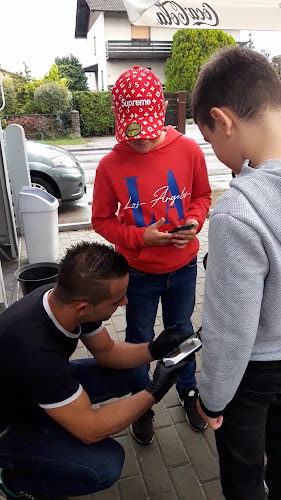 Kamniška cesta 9, 1235 Radomlje