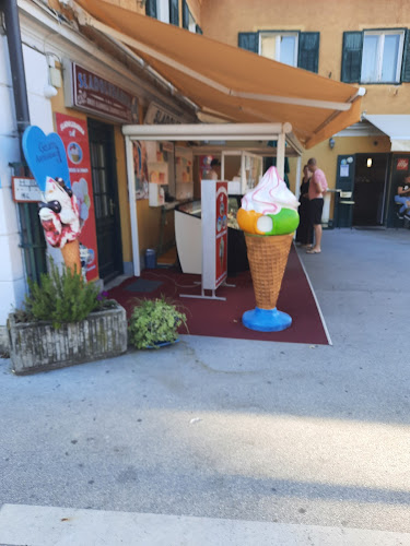 Sladoledarna M, Demiri Basri S.P. - Gastronomija in gostinstvo