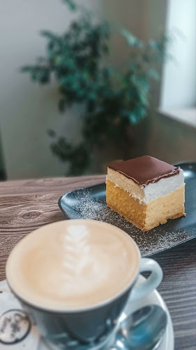 Opinii despre Kavarna in Slaščičarna Brglez Šempeter în Šempeter v Savinjski Dolini - Gastronomija in gostinstvo