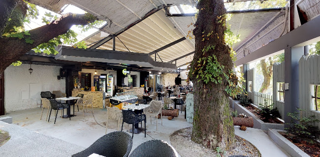 Dolenjska cesta 11, 1000 Ljubljana