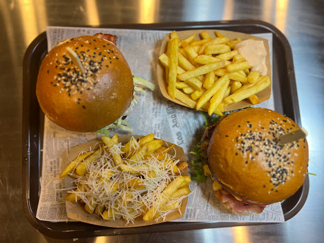 Opinii despre Proper Burger în Kranj - Gastronomija in gostinstvo