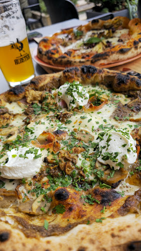 Opinii despre Pizzeria Peruzza în Ljubljana - Gastronomija in gostinstvo