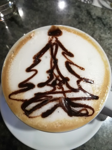 Gostinstvo, pekarna in trgovina, Alenka Premoša s.p. - Gastronomija in gostinstvo