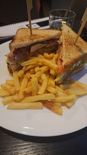 Kavarna Zvezda, Hotel Slon - Ljubljana