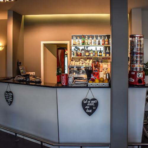 Vrazova ulica 42, 2000 Maribor