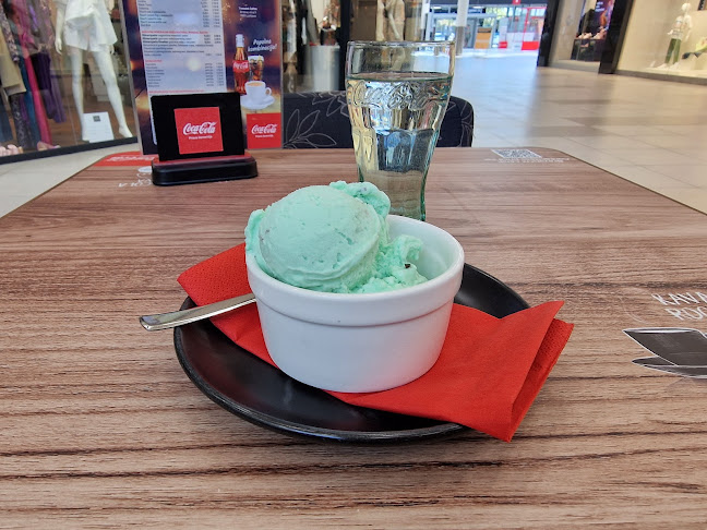 Opinii despre TrenutekCaffee în Ljubljana - Gastronomija in gostinstvo