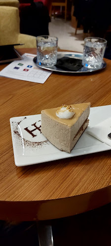 Opinii despre Kavarna in slaščičarna Hotel Evropa în Celje - Gastronomija in gostinstvo