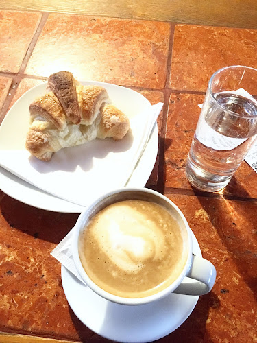 Dnevni bar pri Klobasarju Urška Košir s.p.