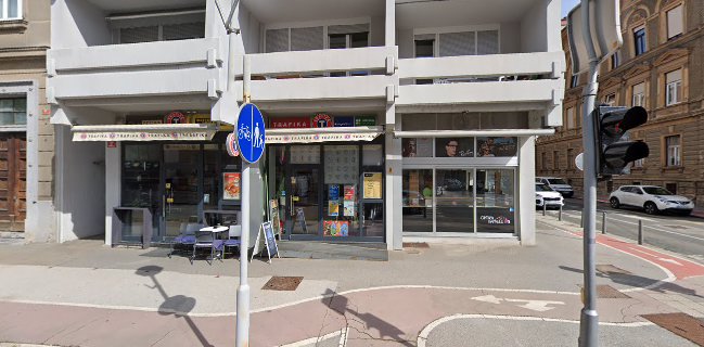 Kava bar izložba Ljuba Borovnik s.p.