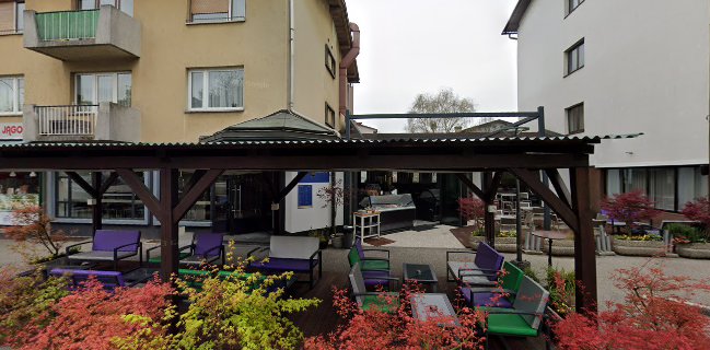 LEDENA - Slaščičarna & Bar