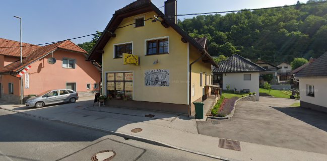 Dvorska Pekarna, Lea Kump Kastelic S.P.