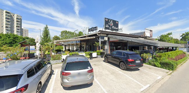 Lakotnik Bar
