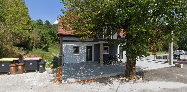 Lipa Plac Restaurant & Apartments, RV park