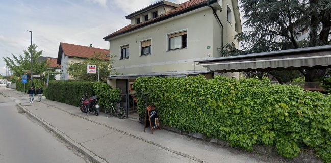 Opinii despre Dnevni bar BAZA în Ljubljana - Gastronomija in gostinstvo