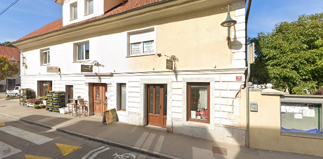 Horacij prodajalna & kavarna