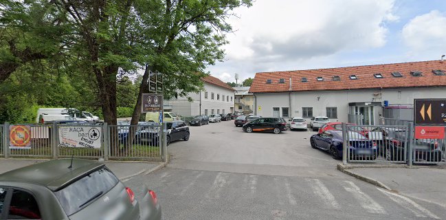 Raca bar - Gastronomija in gostinstvo