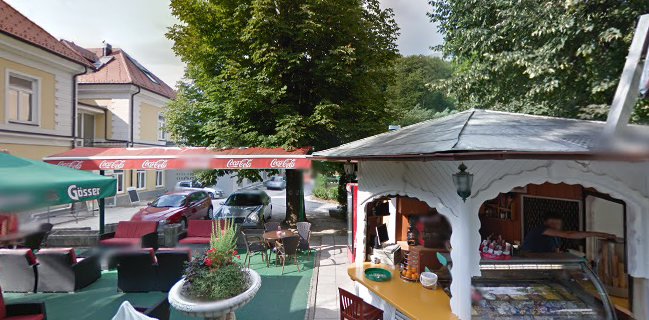 Kavarna Bar Sladolednica / Icecream caffe Pod Kostanjem