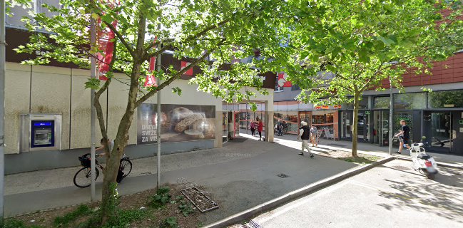 Kavarna Mozaik - Gastronomija in gostinstvo