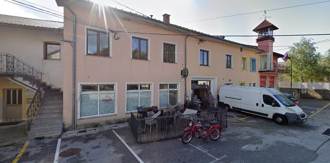 Bar 10 Damijana Kodelja, S.P.