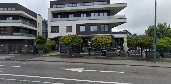 Kraljestvo okusov - pastry and icecream shop KRESNIČKA