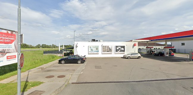 Bar Petrolček, gostinstvo, Mateja Pesek s.p.