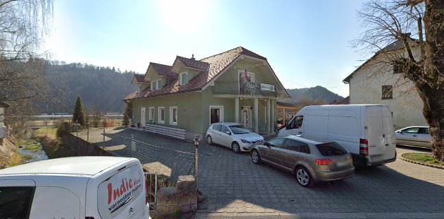 Bar pod lipo Uroš Cerar s.p.