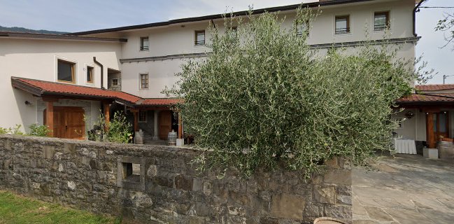 TURISTIČNA KMETIJA ''MALOVŠČEVO '' VINO IN TURIZEM GARBARI MILAN