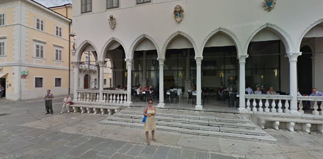 Opinii despre Golden Loggia Koper în Koper - Gastronomija in gostinstvo