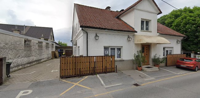 GOSTILNA POD KOSTANJI