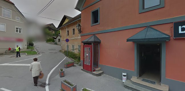 Opinii despre Pizza S Hriba în Vrhnika - Gastronomija in gostinstvo