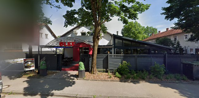 BLEF Pub & Apartments