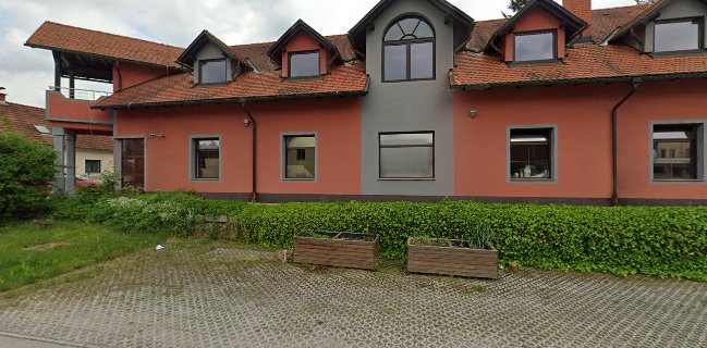 Bar Roky, Marjana Novak S.P.