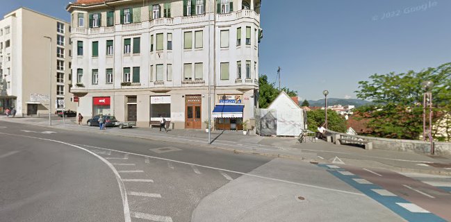 Sladolednica Lastovka (Trg Revolucije)