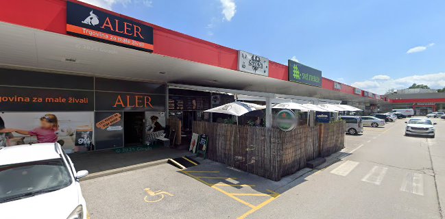 Carnium Cafe & Club Kranj