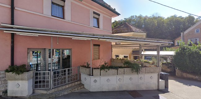 Bistro Bombina, Urh Kapelar s.p.