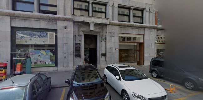 Cafe Nebotičnik - Gastronomija in gostinstvo